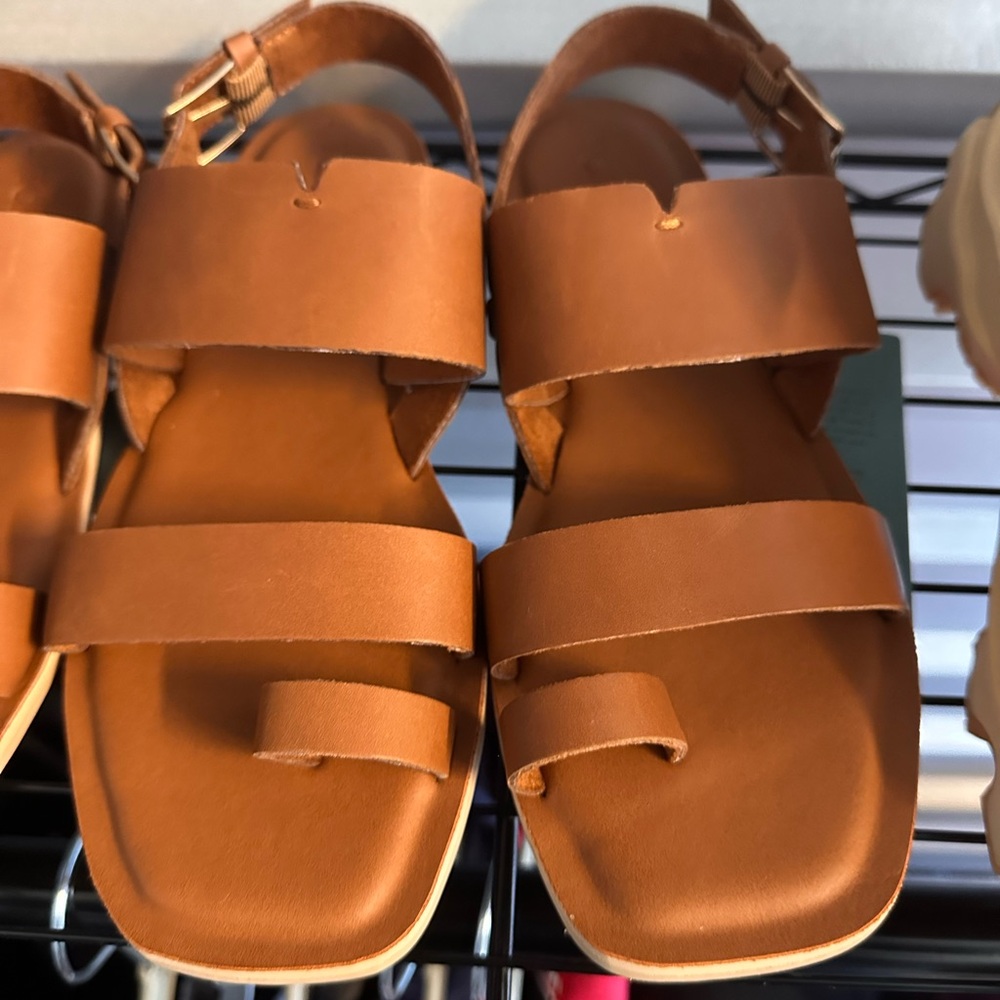 Toms Tan Leather Sandals